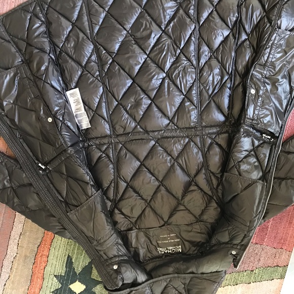 MICHAEL KORS - Picture 7 of 10